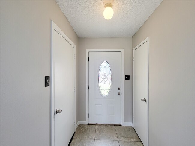 Foto del edificio - 8530 Quail Burg Ln