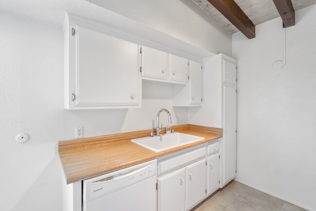 Building Photo - 34061 Street of the Amber Lantern