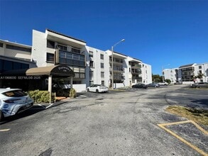 Building Photo - 1350 SW 122nd Ave