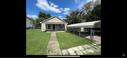 Building Photo - 103 E Maryland Ave