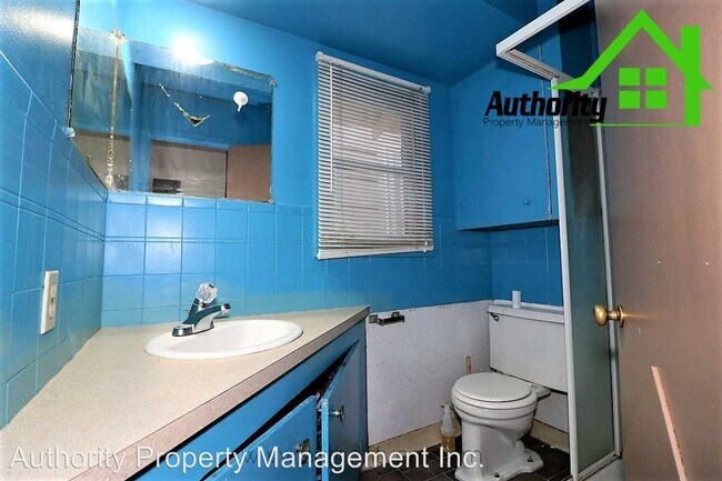 Foto del edificio - 1220 Rose Ave