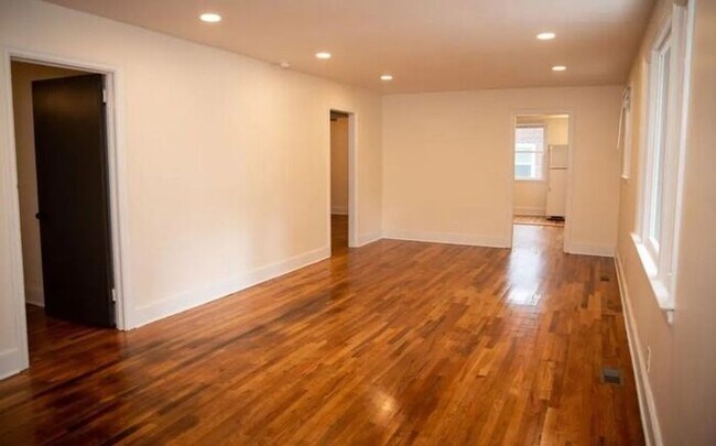 Foto del edificio - 1420 S Kilbourne Rd