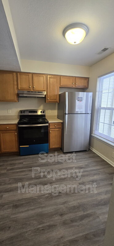 Foto del edificio - 5446 Evard Rd