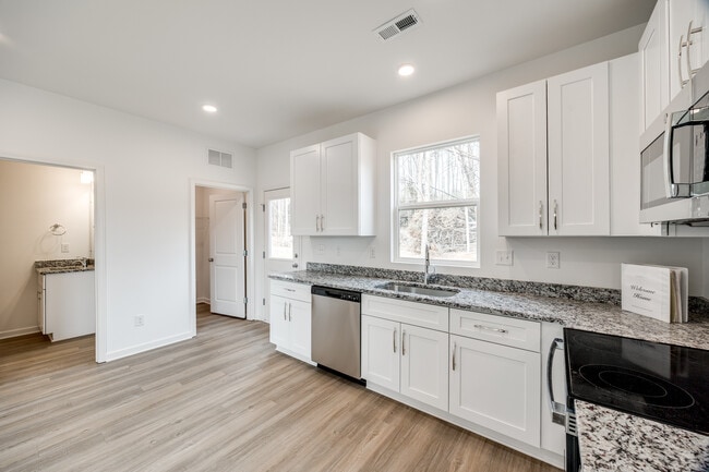 Building Photo - 20 S Mickley Ave