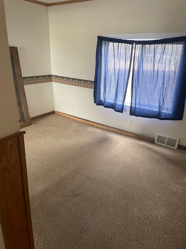 815 N Fairlakes Ave, Fairmont, MN 56031 House Rental in Fairmont, MN