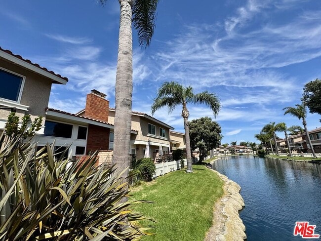 Building Photo - 7756 Sailboat Cir