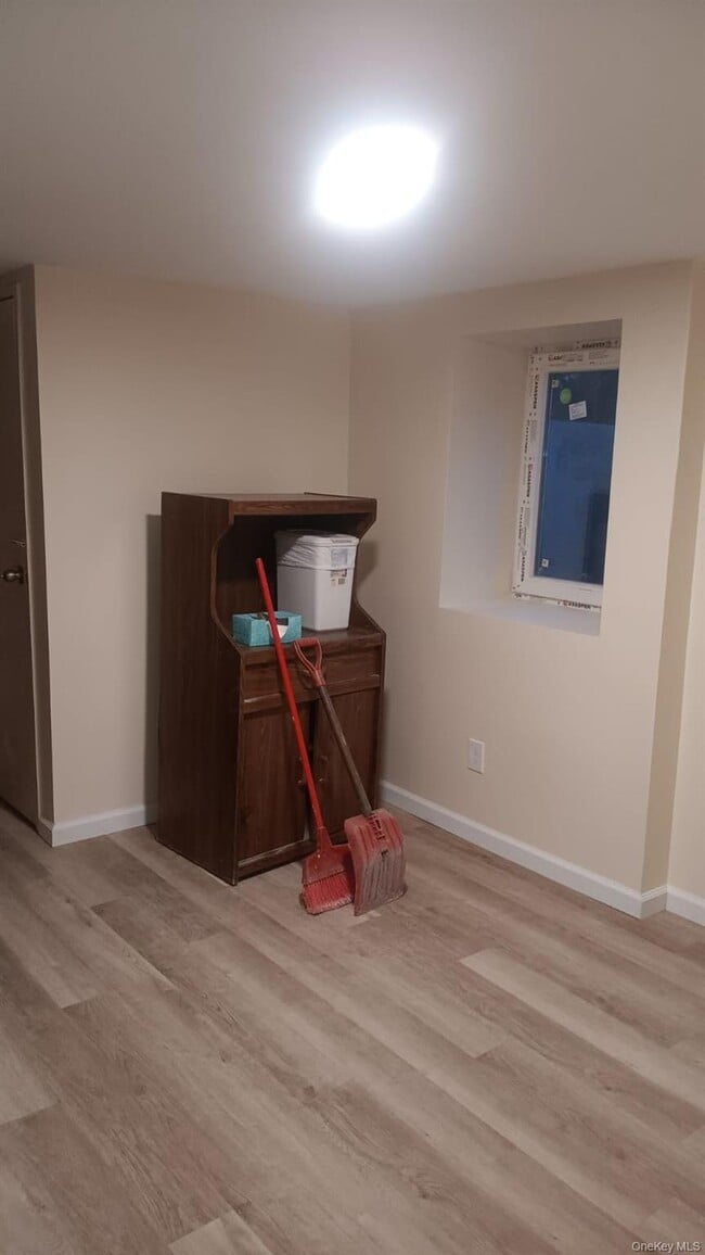 Building Photo - 1600 Brightshore Blvd