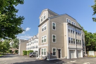 Building Photo - 316 Rindge Ave
