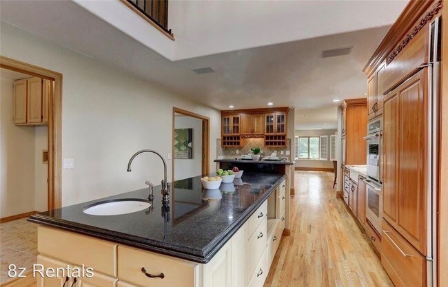 Foto del edificio - 4 br, 4 bath House - 4937 Valkyrie Drive