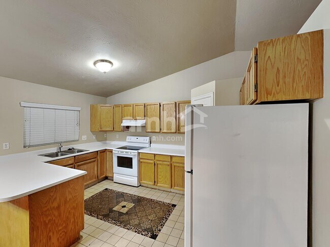 Foto del edificio - 5052 W Wormwood Dr