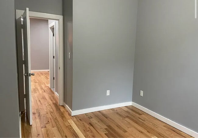 Building Photo - 473 Bergen Ave
