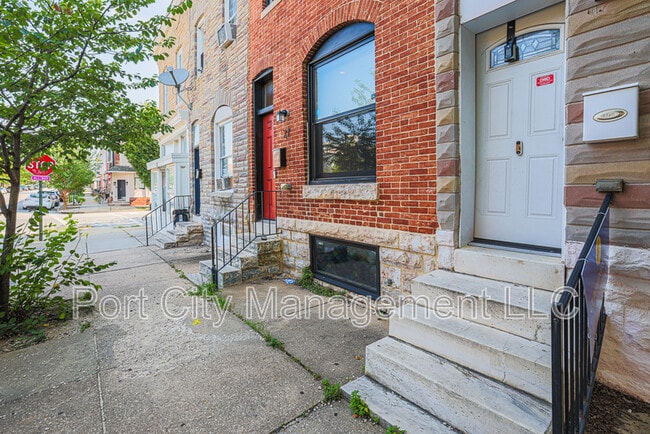 Building Photo - 27 N East Ave