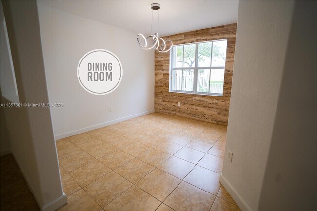 Building Photo - 8682 NW 109th Ct