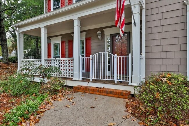Building Photo - 4825 Chesterfield Ct