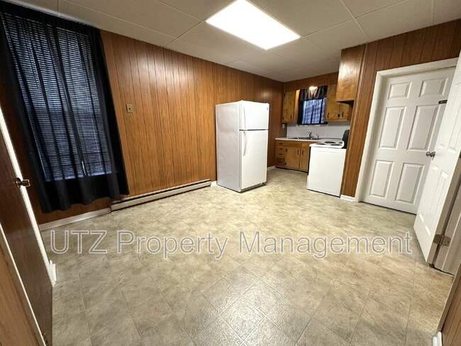 Building Photo - 3957 Littlestown Pike