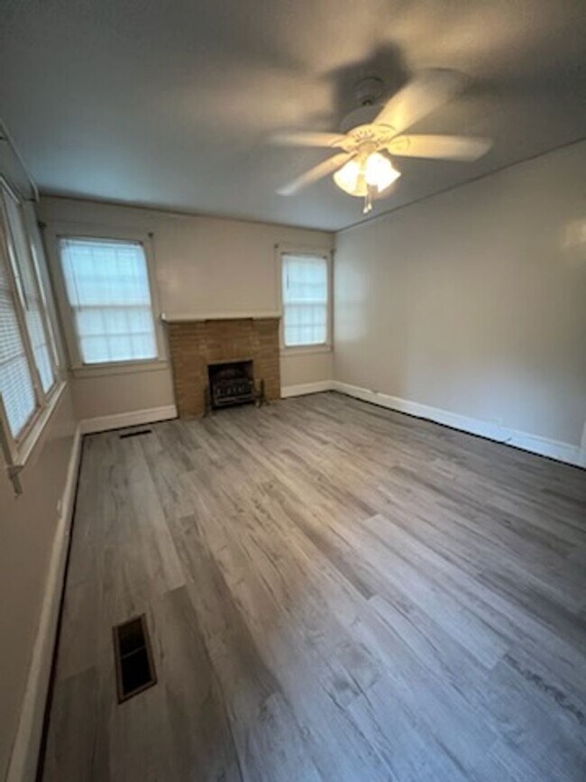 Foto del edificio - New Home for Rent
