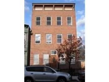 Primary Photo - 102 Fleet St
