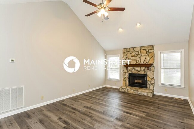 Building Photo - 3 Bedroom Pet-Friendly Home in Angier, NC ...