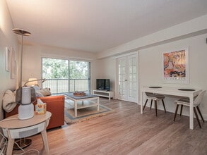 Building Photo - 855 Dahlia Ln
