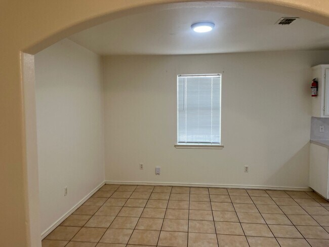 Foto del edificio - 904 W Cherokee Ave