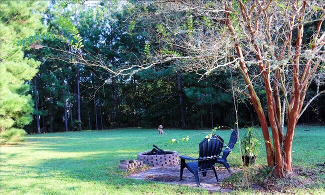 Building Photo - 51 Twin Oaks Pl