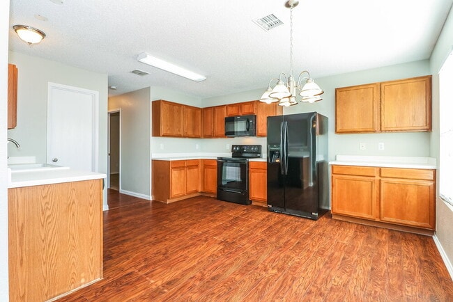 Foto del edificio - 2036 Navada Way