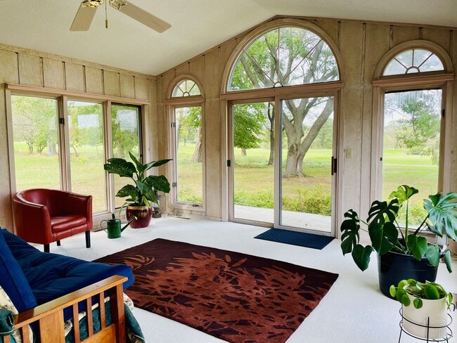 Foto del edificio - 3604 W Country Club Ln