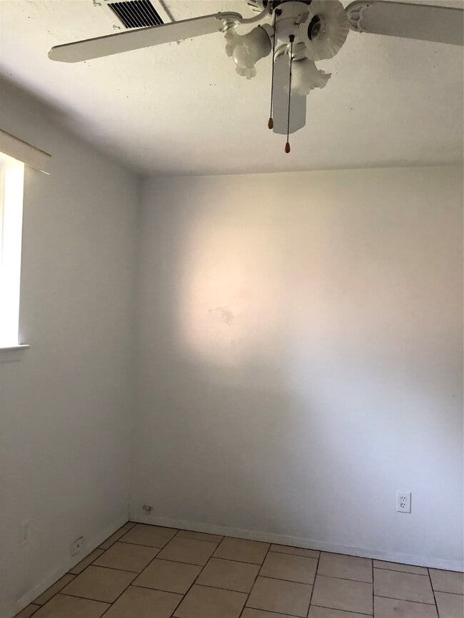 Foto del edificio - 11103 Sharpview Dr