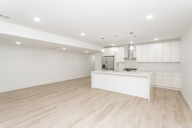 Foto del edificio - 3638 S King Dr