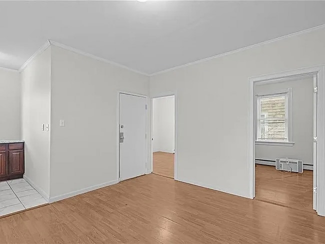 Building Photo - 77 Pekin St