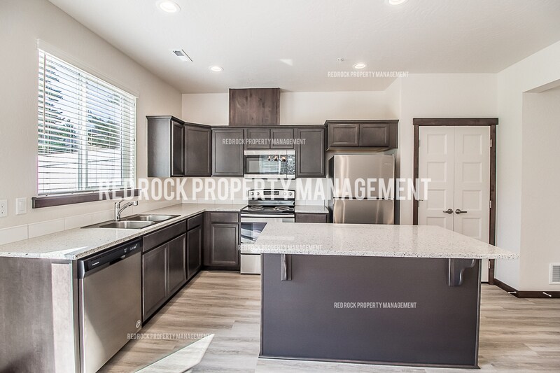 Foto principal - 1571 Latitude Ln