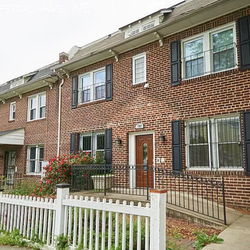 Primary Photo - 1707 Capitol Ave NE