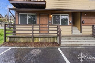 Building Photo - 1222 NW Couch St