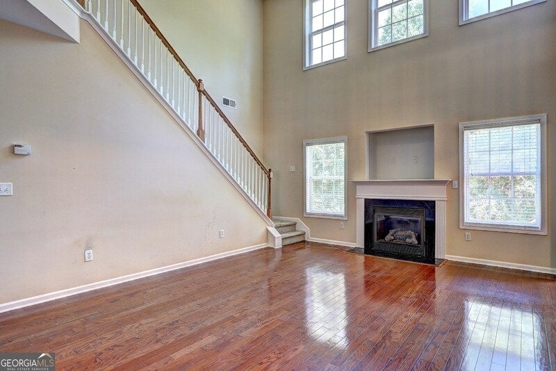 Foto del edificio - 544 Vickers Ln