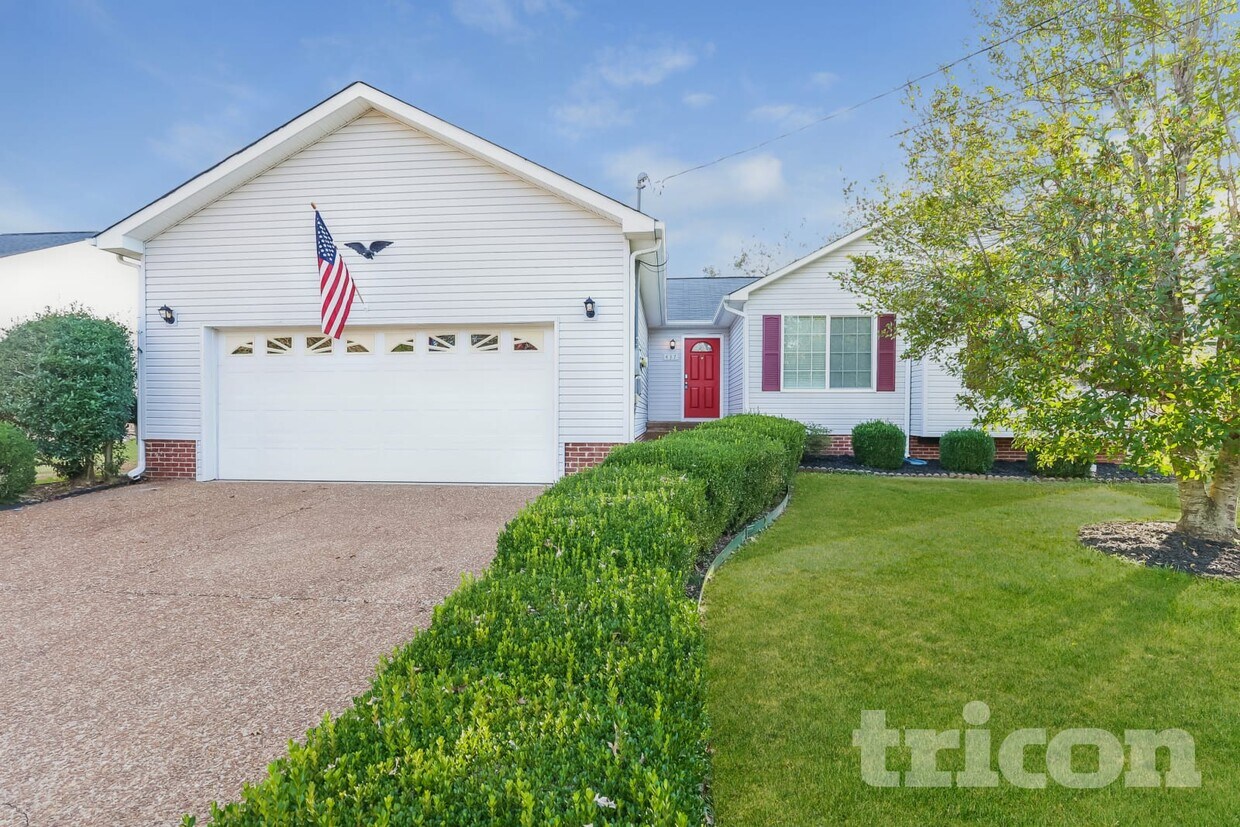 Foto principal - 437 Bradford Cir