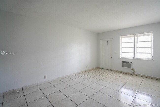 Foto del edificio - 1208 71st St