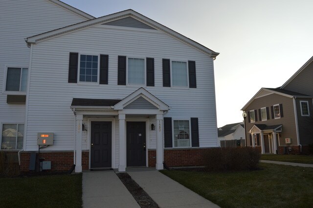 Foto principal - 148 Bertram Dr