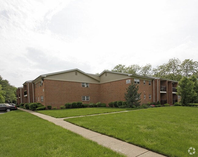 Riverview Terrace Apartments Clark, NJ