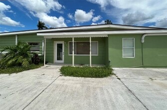 Building Photo - 1816 Narranja St