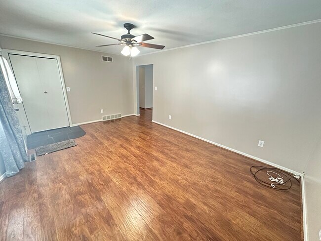 Foto del edificio - 520 Oakhurst Ave NW