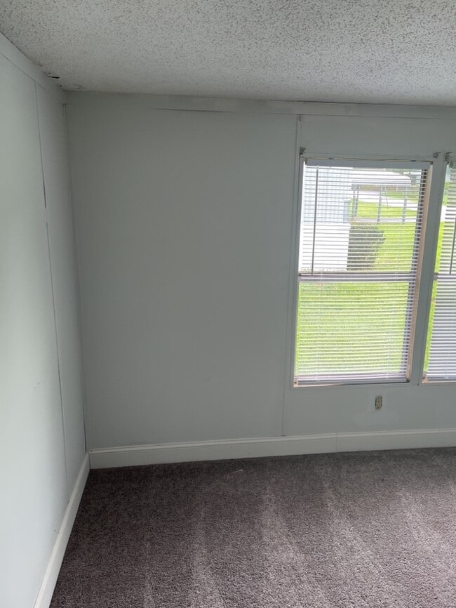Building Photo - 108 Joe Dyar Rd
