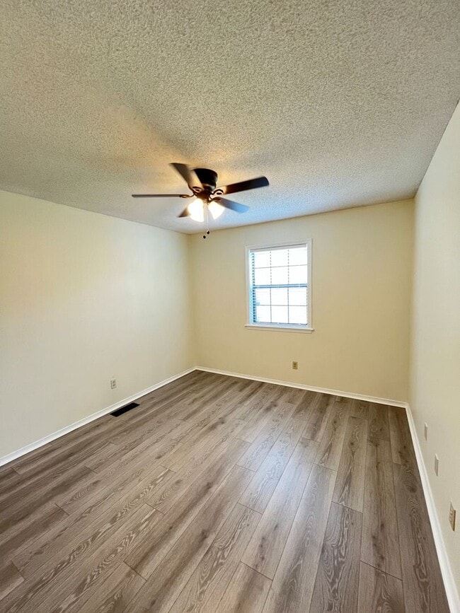 Building Photo - 2498 W Jane Cir Dr
