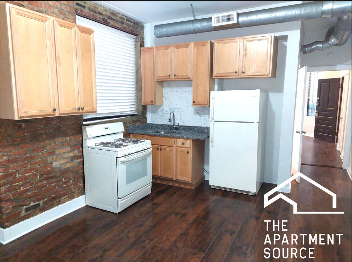 Primary Photo - 2543 S St Louis Ave