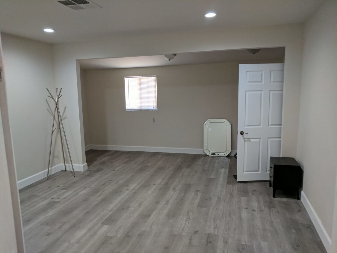 5645 Wilbur Ave, Los Angeles, CA 91356 Apartments in Los Angeles, CA