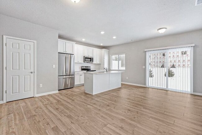 Building Photo - 1301 Timber Hollow Ct