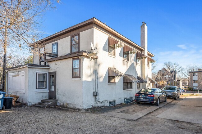 Foto del edificio - 715 10th Ave SE