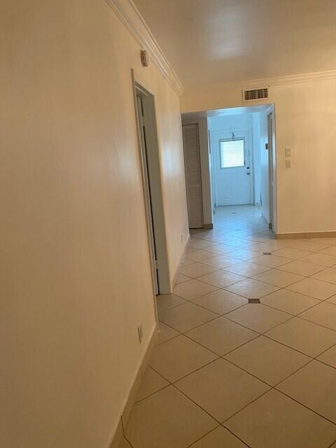 Foto del edificio - 153 W Laurel Dr