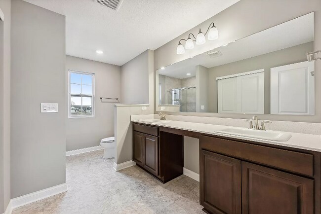 Building Photo - 6965 Dulles Dr