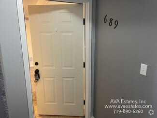 Building Photo - 689 E Laporte Dr