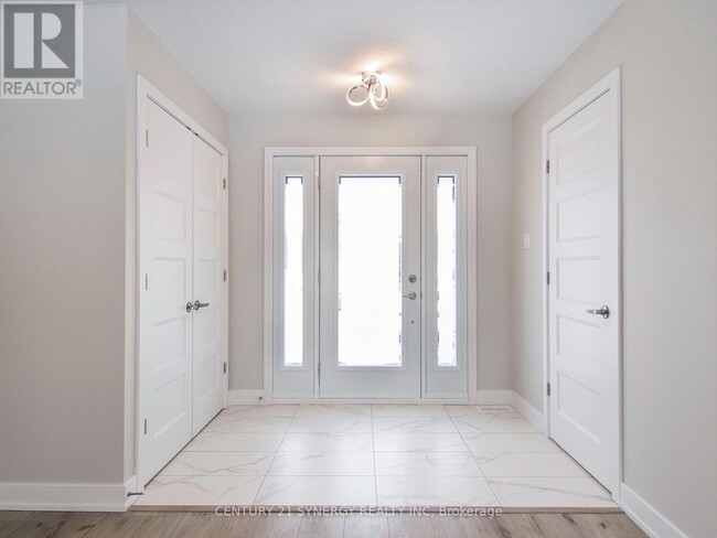 Building Photo - 51 Chateauguay St